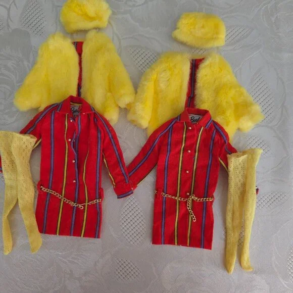 Vintage Barbie Doll with Accessories in GREAT Condition - Picture 8 of 12